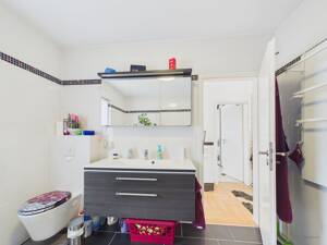 Vollständig renovierter Bungalow mit großzügiger Gartenlandschaft sofort Bezugsbereit – 12524 Berlin – Vorschaubild 9