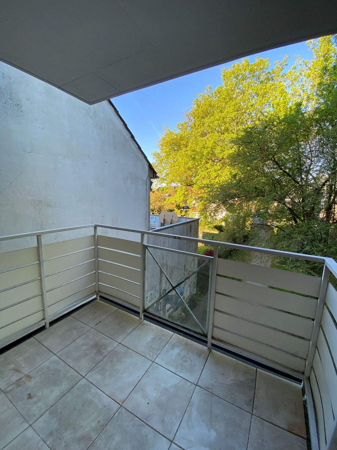 Schöne 2-Zimmer Wohnung in Parknähe – Hamburg – Vorschaubild 2
