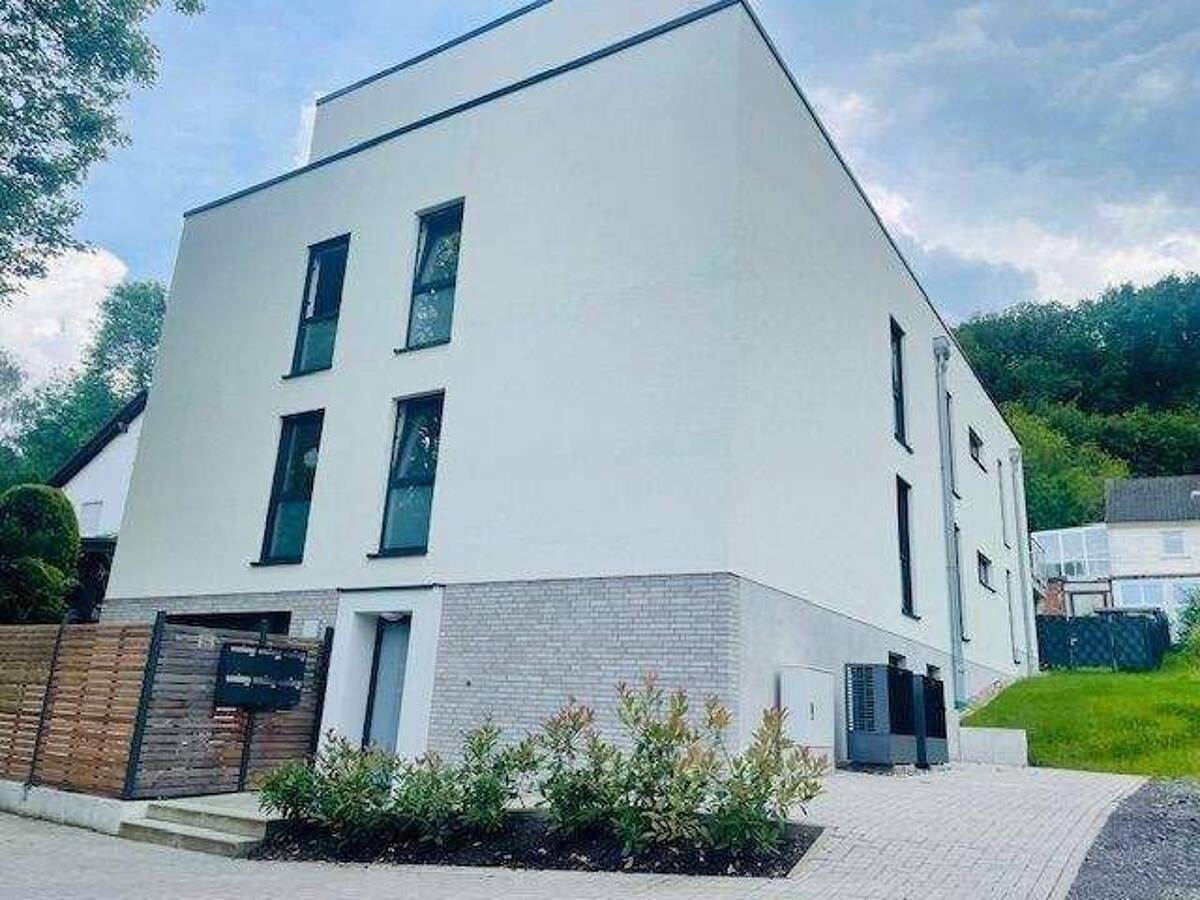 Exklusives Wohnen im Neubau: Moderne Eleganz & Barrierefreiheit in Iserlohn – 58644 Iserlohn – Bild 1 von 9