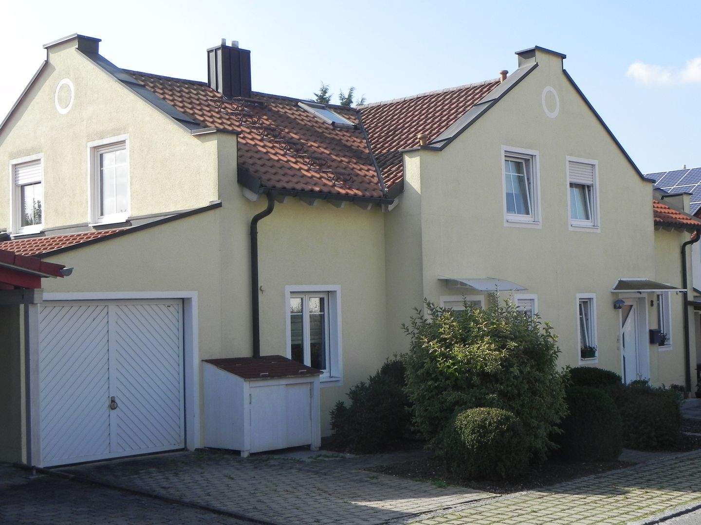 DHH in ruhiger Lage in Salching – Salching – Bild 1 von 9