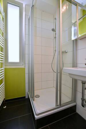Helle, modern möblierte Wohnung in Stuttgart Degerloch – 70597 Stuttgart – Vorschaubild 4