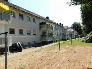 Gemütliche 3-Zimmer-Wohnung im ersten OG mit Balkon! – 44894 Bochum – Vorschaubild 2