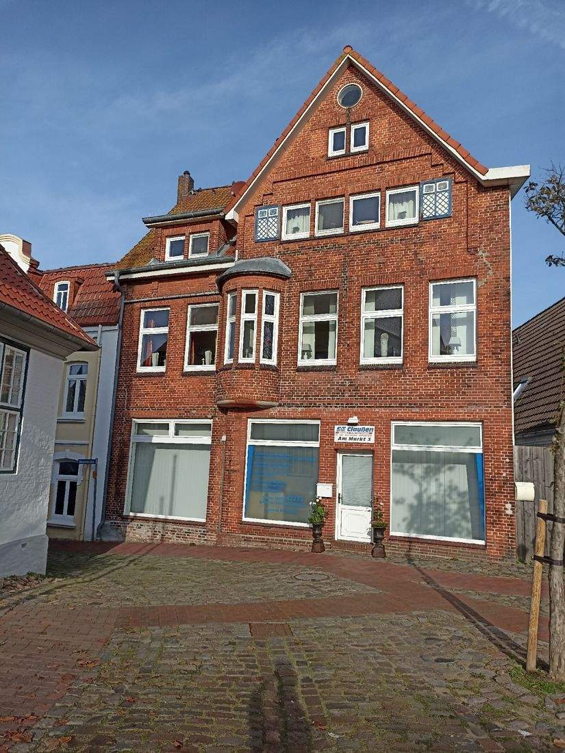 **NEUER PREIS** *Ferienobjekt zur Vermietung* Große Wohnung in 2 Etagen Ladenlokal Nahe SPO & Büsum – Wesselburen – Bild 1 von 9