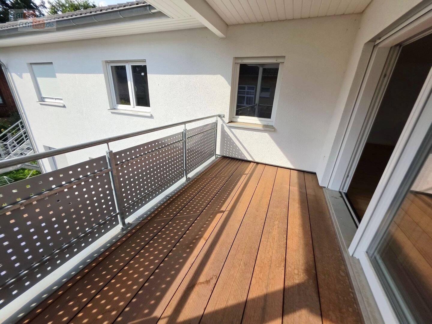 FLATmix.de / PB-Nord, Grosse 3-Zi-Kü-Bad-Whg mit WEST-Loggia und Carport... – Paderborn – Vorschaubild 2