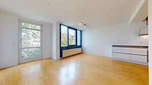 Zwei-Zimmer-Wohnung in Uni-Nähe mit Einbauküche und Aufzug – 60322 Frankfurt am Main – Vorschaubild 4
