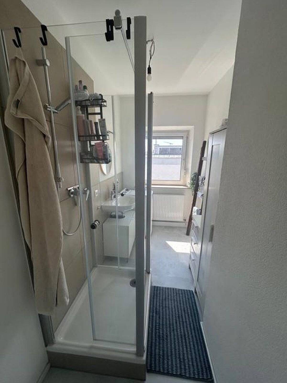 Zentrumsnahes WG-Zimmer mit Münsterblick – 89073 Ulm – Bild 1 von 7