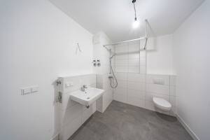 Schicker Neubau mit Fußbodenheizung im Erstbezug / WBS – 13599 Berlin – Vorschaubild 6