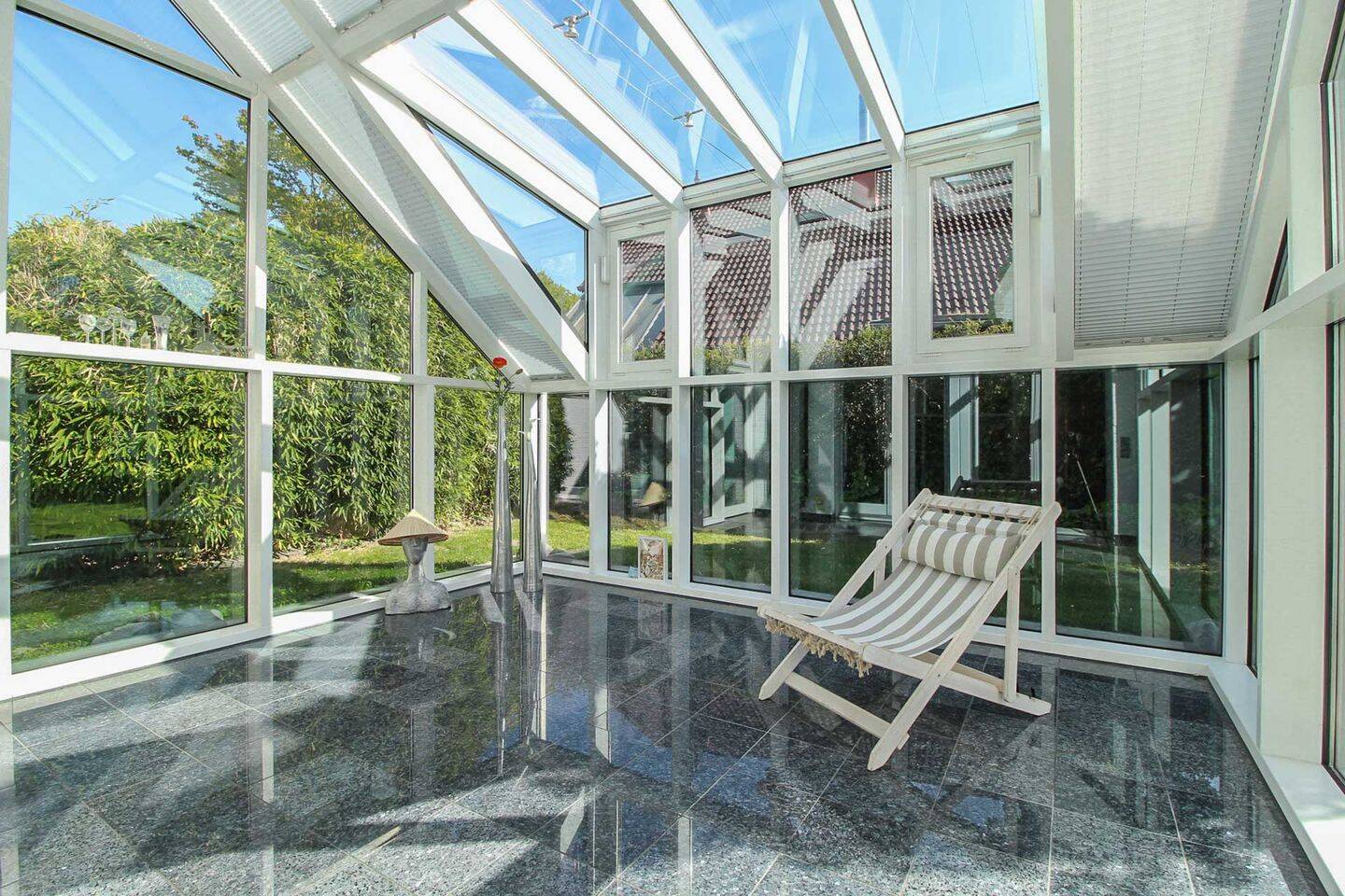 Architektur, Ruhe und Nachhaltigkeit: Sofort bezugsfreies Zuhause nahe Bielefeld – Werther – Vorschaubild 2