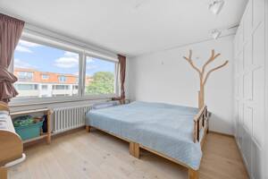 Über den Dächern des Generalsviertels: 4-Zimmer-Wohnung mit Aufzug und Loggia – 20253 Hamburg – Vorschaubild 9