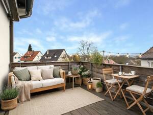 Ein Zuhause mit Raum für mehr - großzügige 5,5-Zimmer-Maisonette Wohnung mit großem Keller & Garage – 70439 Stuttgart – Vorschaubild 3