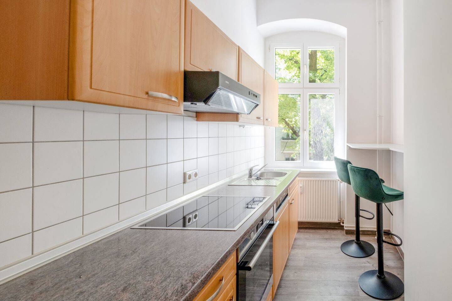 Altbauwohnung mit Westbalkon in Neuköllner Kiezlage – Berlin – Vorschaubild 2