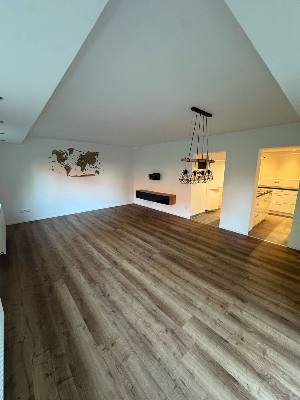 2-Zimmer-Wohnung mit Terrasse und Garten in ruhiger Lage von Ulm-Ermingen – 89081 Ulm – Bild 1 von 9