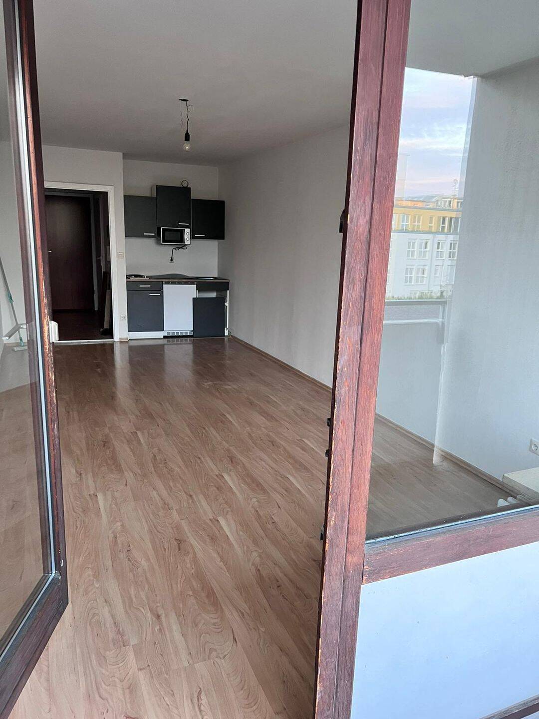 Wohnen mit Charakter: Gepflegtes Apartment in Laim – München – Vorschaubild 2