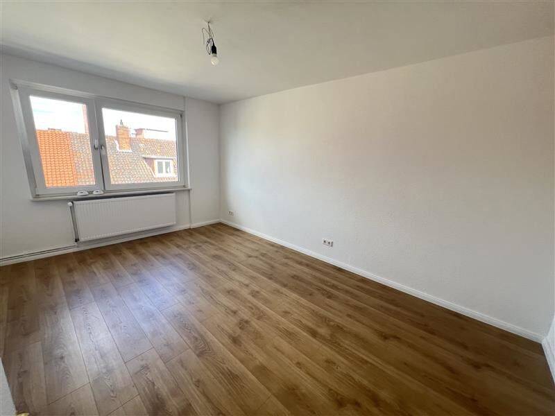 Charmant, modern & frisch saniert: Stilvolle 2-Zimmer-Wohnung mit Einbauküche - sofort verfügbar