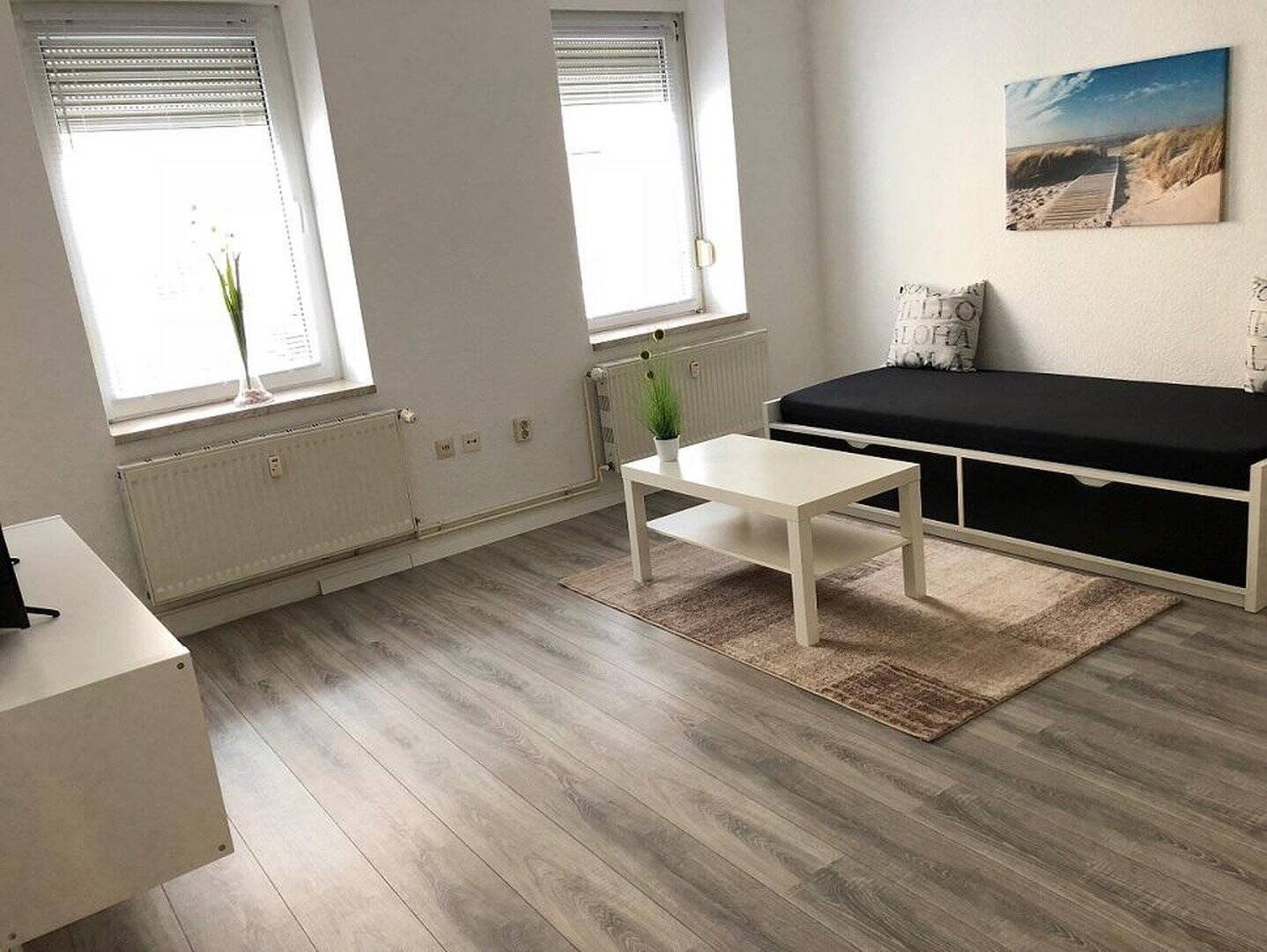 Komfortable möblierte Wohnung EG, "zentral und doch ruhig" – Magdeburg – Vorschaubild 3