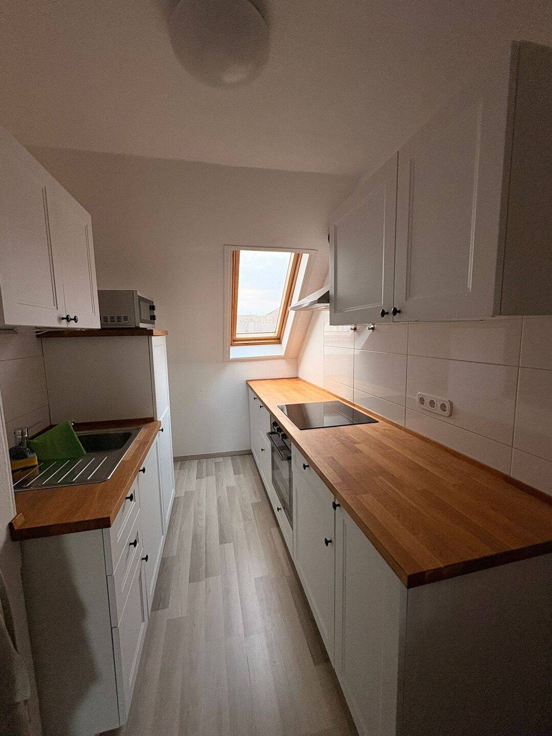 2 Zimmer DG Wohnung mit Einbauküche zentrumsnah am Altstadtring – Braunschweig – Vorschaubild 9