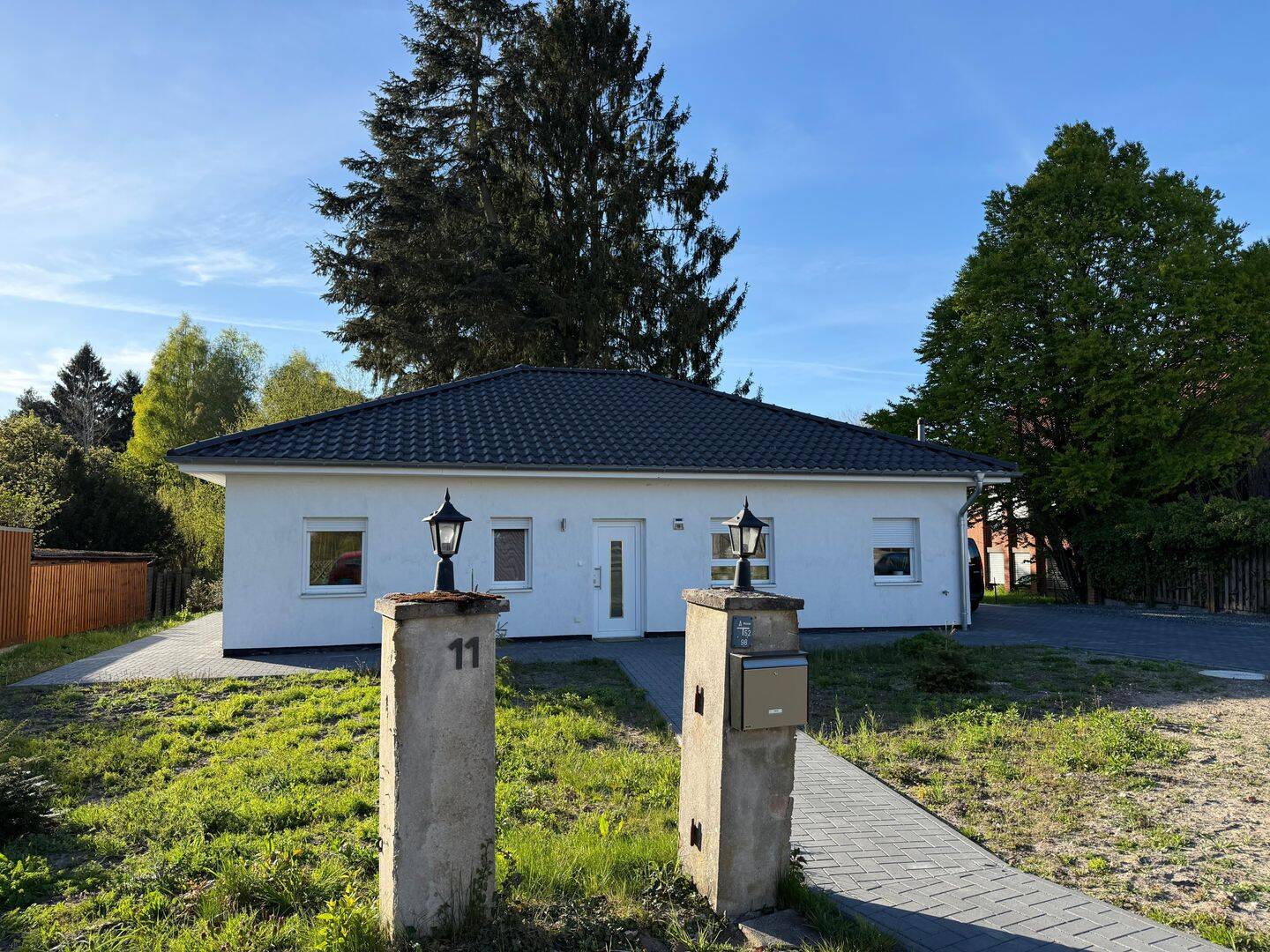 Wohnen im Grünen - Charmanter Bungalow mit großzügigem Grundstück in Steinhorst – Steinhorst – Vorschaubild 2