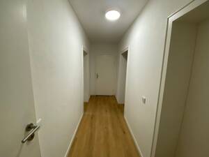 Top-Gelegenheit in Köln Ostheim: 3 Zimmer, Balkon & Garage inklusive! – 51109 Köln – Vorschaubild 6