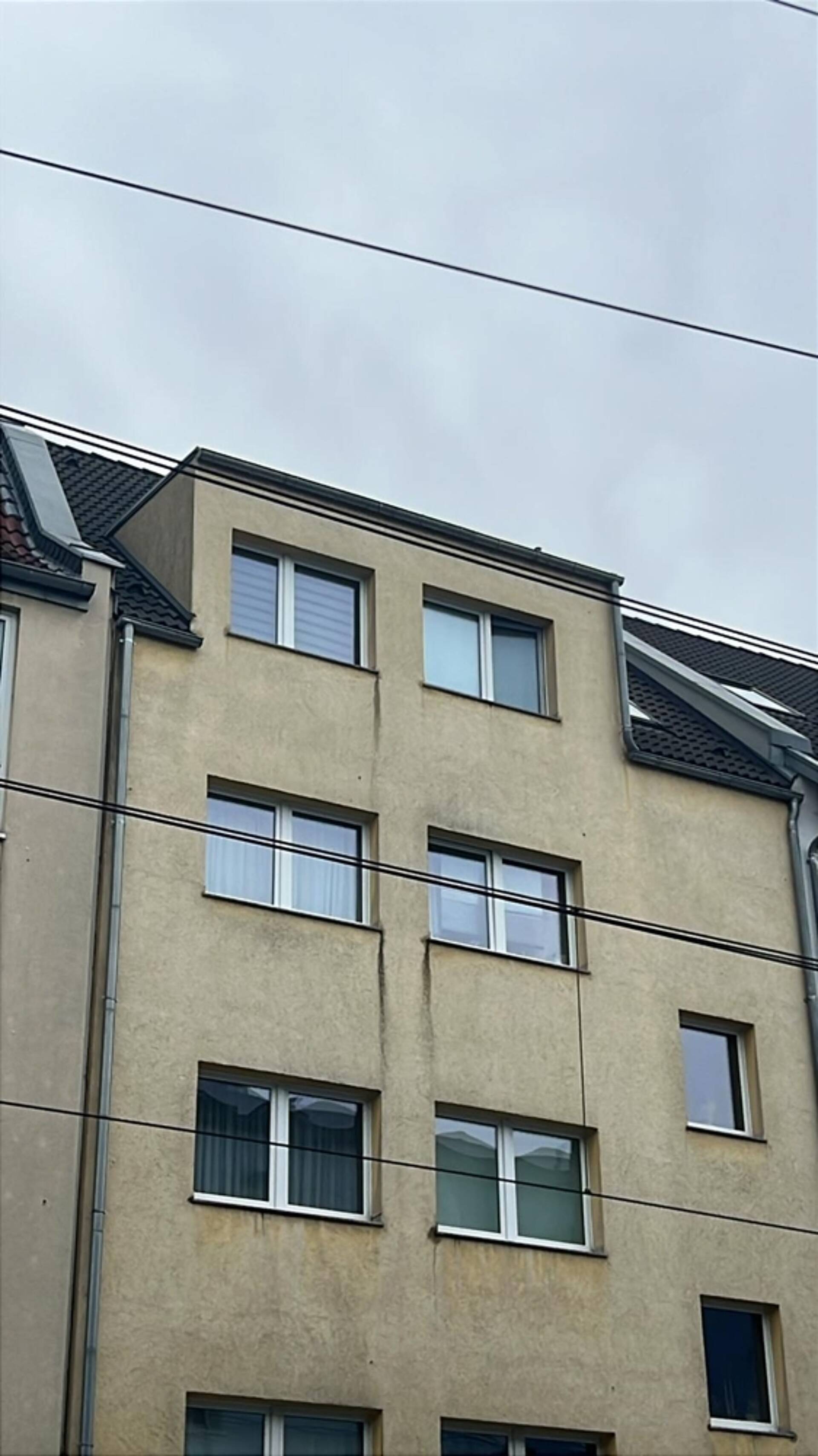 Dachgeschosswohnung in 50737 Köln mit 93,24 m² kaufen