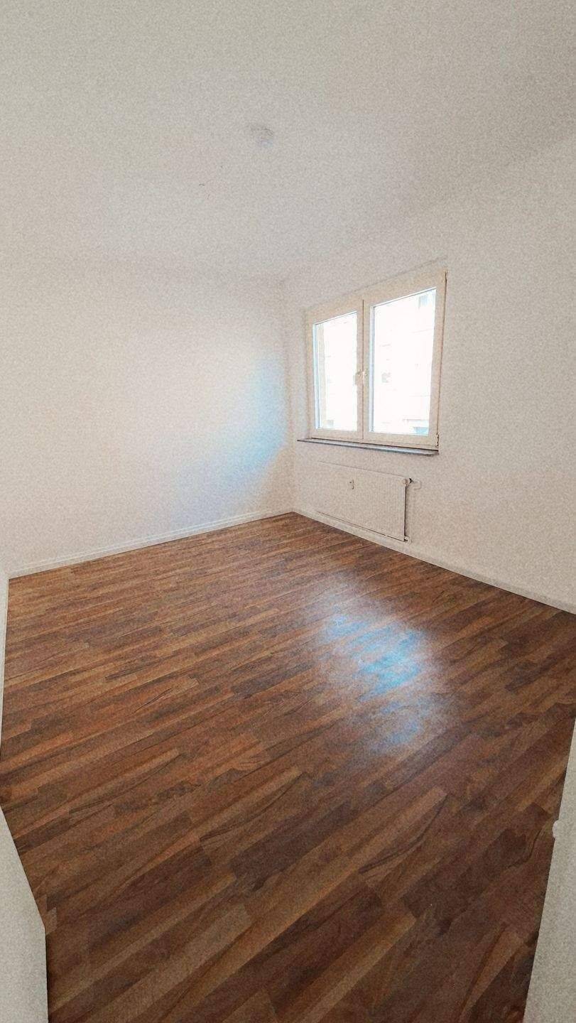 Duisburg - Wanheimerort *** helle, sanierte 2 Zi.Whg. mit Wohnküche – Duisburg – Vorschaubild 2