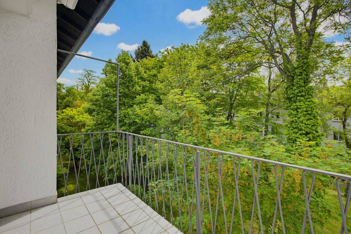 Viel Platz und Potential! Interessante 4-Zimmer-Wohnung in zentraler Lage – Karlsruhe – Vorschaubild 4