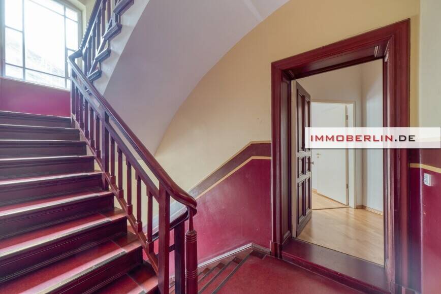 IMMOBERLIN.DE - Liebenswerte Altbauwohnung mit ruhigem Balkon nahe dem Boxhagener Platz – Berlin – Vorschaubild 7