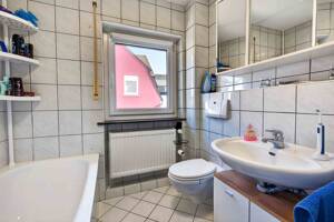 Vermietetes Dreiparteienhaus in Neu-Ulm/Offenhausen - Attraktive Kapitalanlage mit Mieteinnahmen – 89231 Neu-Ulm – Vorschaubild 6