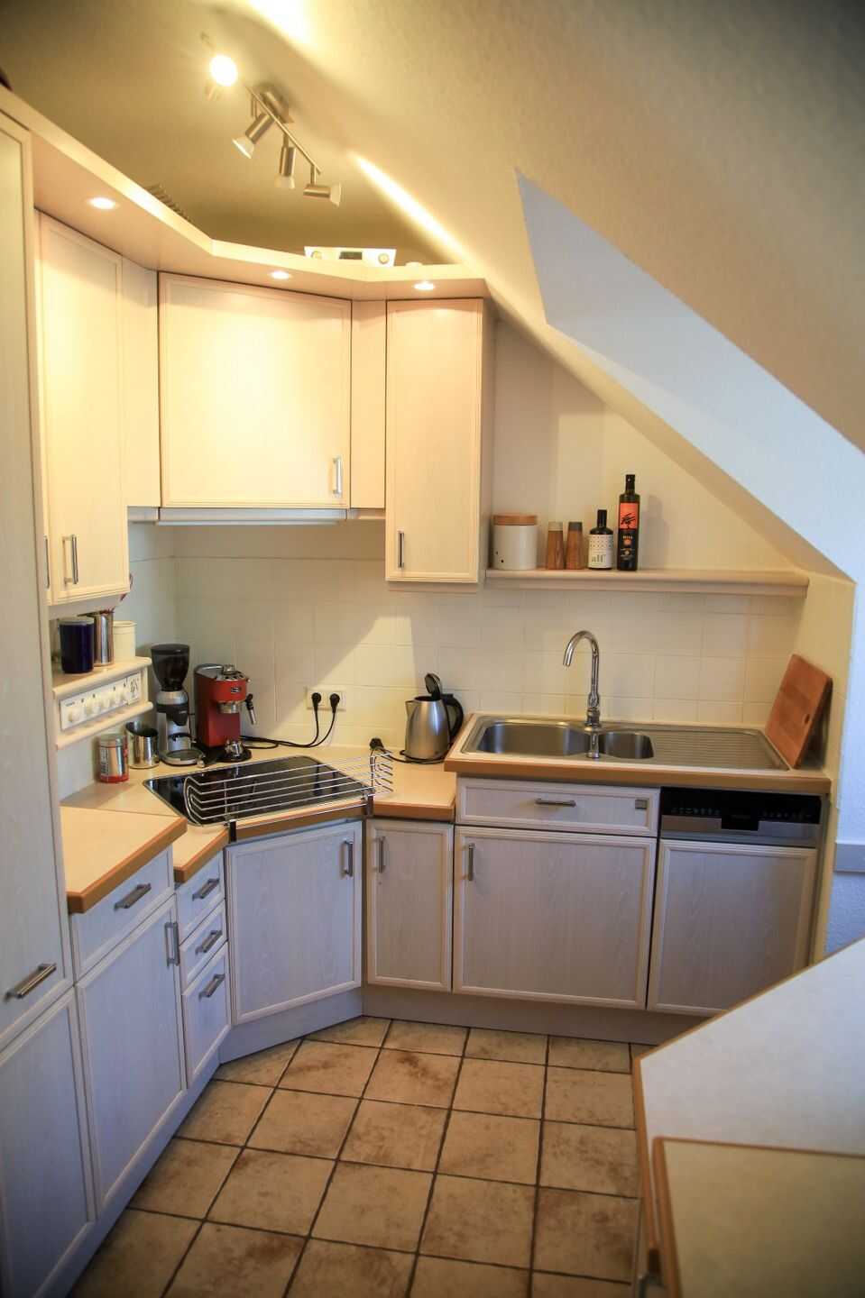 Befristete Vermietung: Möblierte 3-Zimmer 113 m² – Süd-Loggia+Garten+Carport - Juli 2020 bis August 2027 – Erlangen – Vorschaubild 8