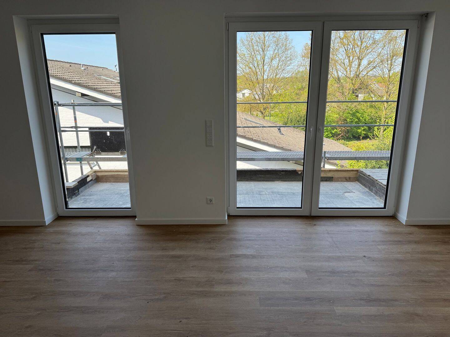 Neubau 2 Zi Whg, Erstbezug, 55 m², Einbauküche, Balkon, überd. Autostellplatz, OS-Hellern – Osnabrück – Vorschaubild 5