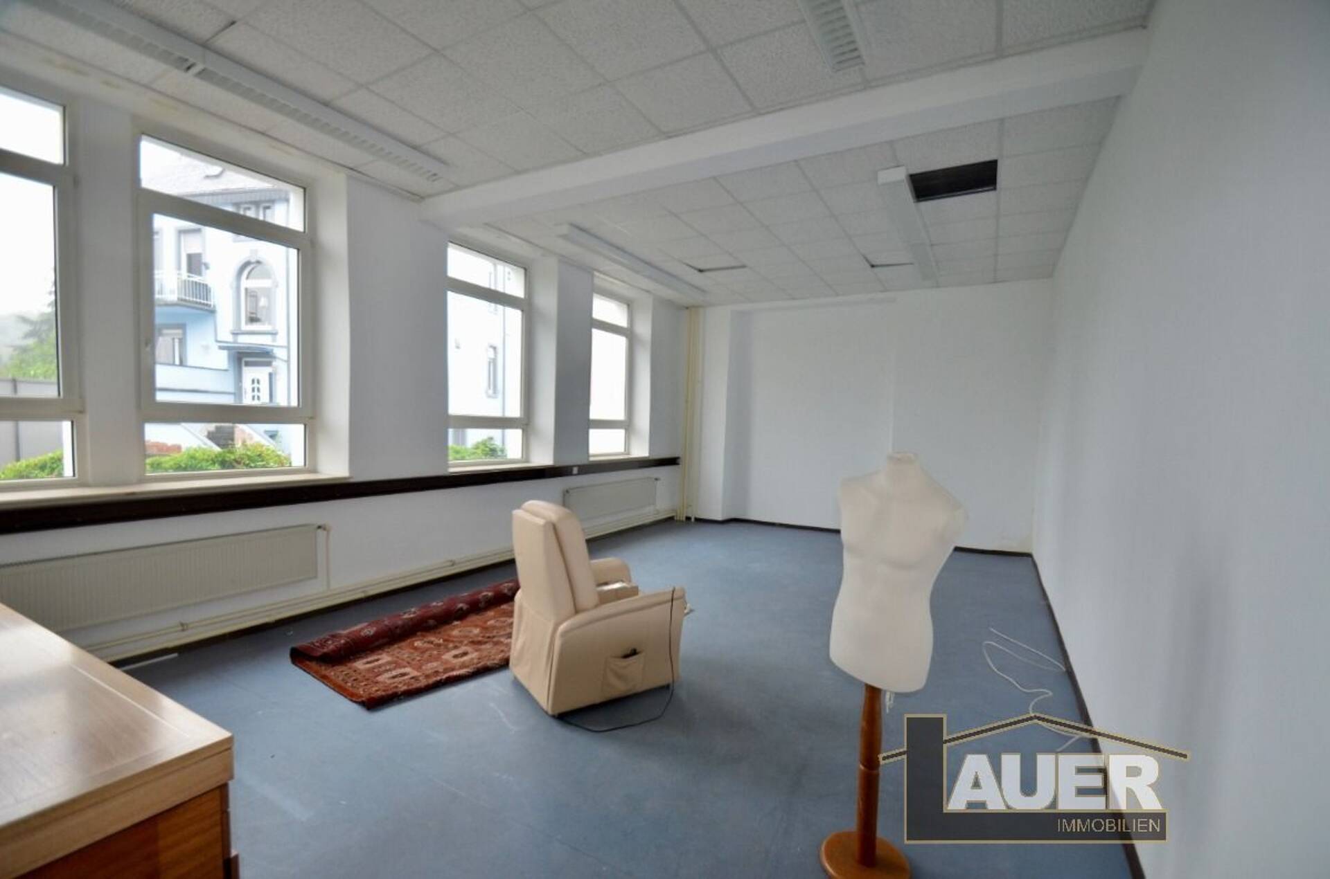 Villa in 66955 Pirmasens mit 250 m² kaufen