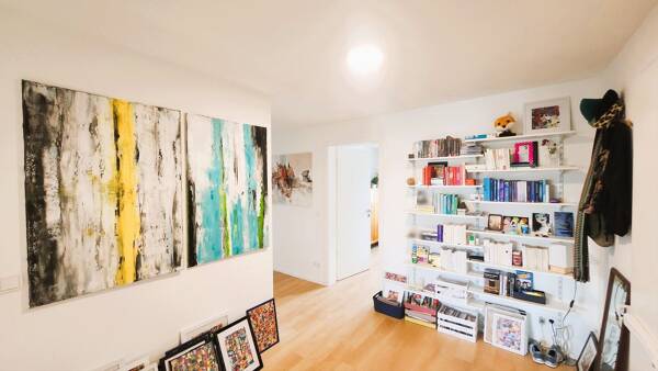 Etagenwohnung in 50827 Köln mit 108 m² kaufen
