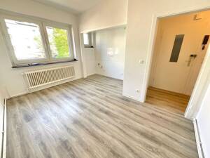 Schöne 2 Zimmerwohnung im Hochpaterre
