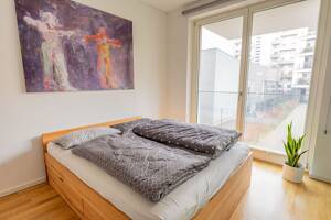 ?? Gemütlicher Rückzugsort in Mitte- Charmante 2-Zi.Whg mit Balkon, Aufzug und EBK – 10115 Berlin – Vorschaubild 9