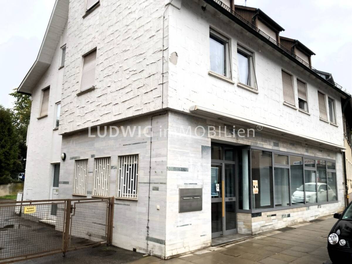 ++ verkehrsgünstige Lage nähe Neckar ++ 6 Stellplätze/Garagen ++ Gartenanteil +++ – 70378 Stuttgart – Bild 1 von 9