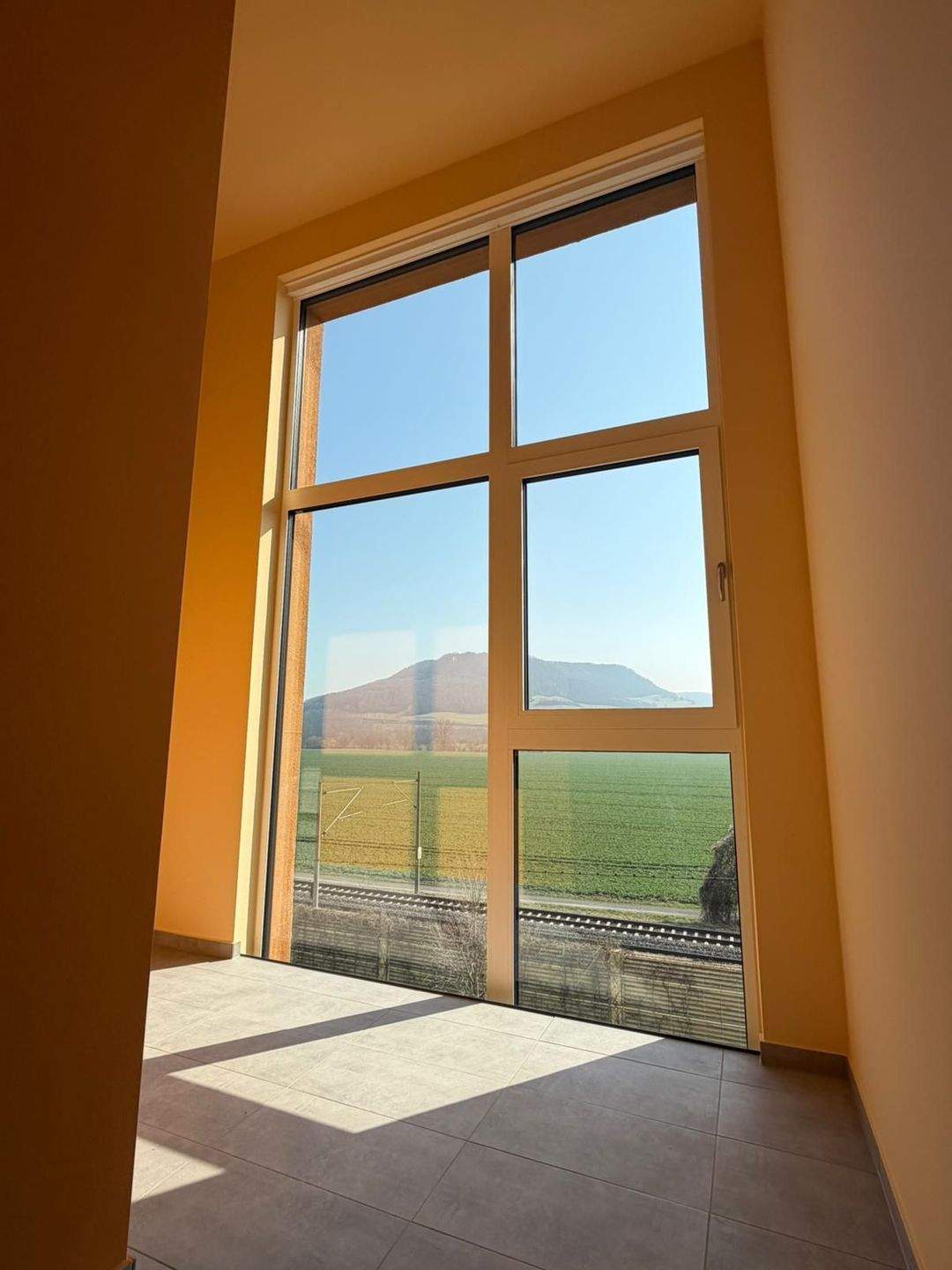Exklusive, großzügige, barrierefreie Zwei-Zimmer-Wohnung in Jena – Jena – Vorschaubild 3