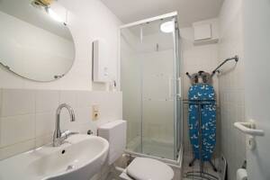 Möbliertes 1-Zimmer-Apartment mit Küche, Balkon & Tiefgaragenstellplatz in Bielefeld – 33609 Bielefeld – Vorschaubild 7