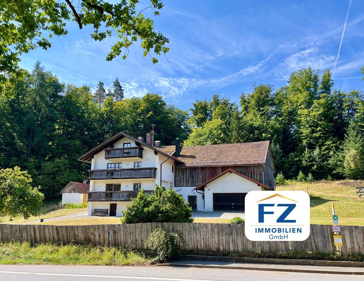 Pferdehof / Bauernhof mit 18.000 m2 nähe Tittling TOP LAGE an der B-85 – Saldenburg – Bild 1 von 9