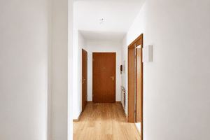Einziehen und Wohlfühlen: Helle 3-Zimmer-Wohnung mit Balkon und Garage – 56070 Koblenz – Vorschaubild 3
