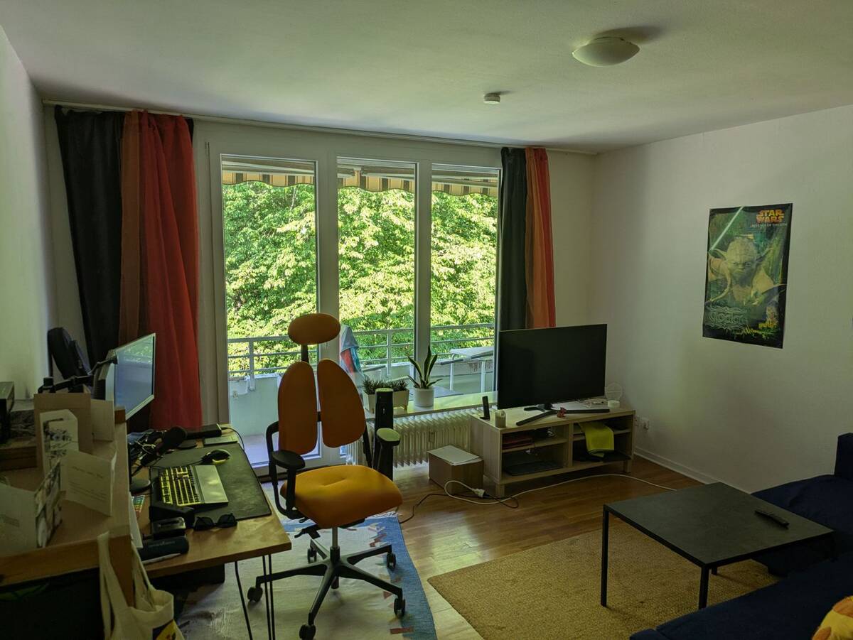Zwei Zimmer in Aachen Burtscheid mit Balkon – 52066 Aachen – Bild 1 von 3