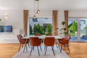 Stilvolles Einfamilienhaus mit ausgebautem Dachgeschoss und hochwertiger Ausstattung – 12349 Berlin – Vorschaubild 7