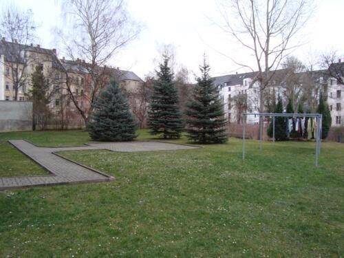 * Vermietete und große 2-Zimmer mit neuem Laminat, Wanne und Balkon zum Toppreis! * – Chemnitz – Vorschaubild 3