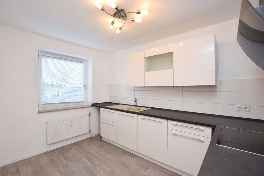 Modernisierte 4-Zimmer-Wohnung in Wolfsburg-Fallersleben! – Wolfsburg – Vorschaubild 4