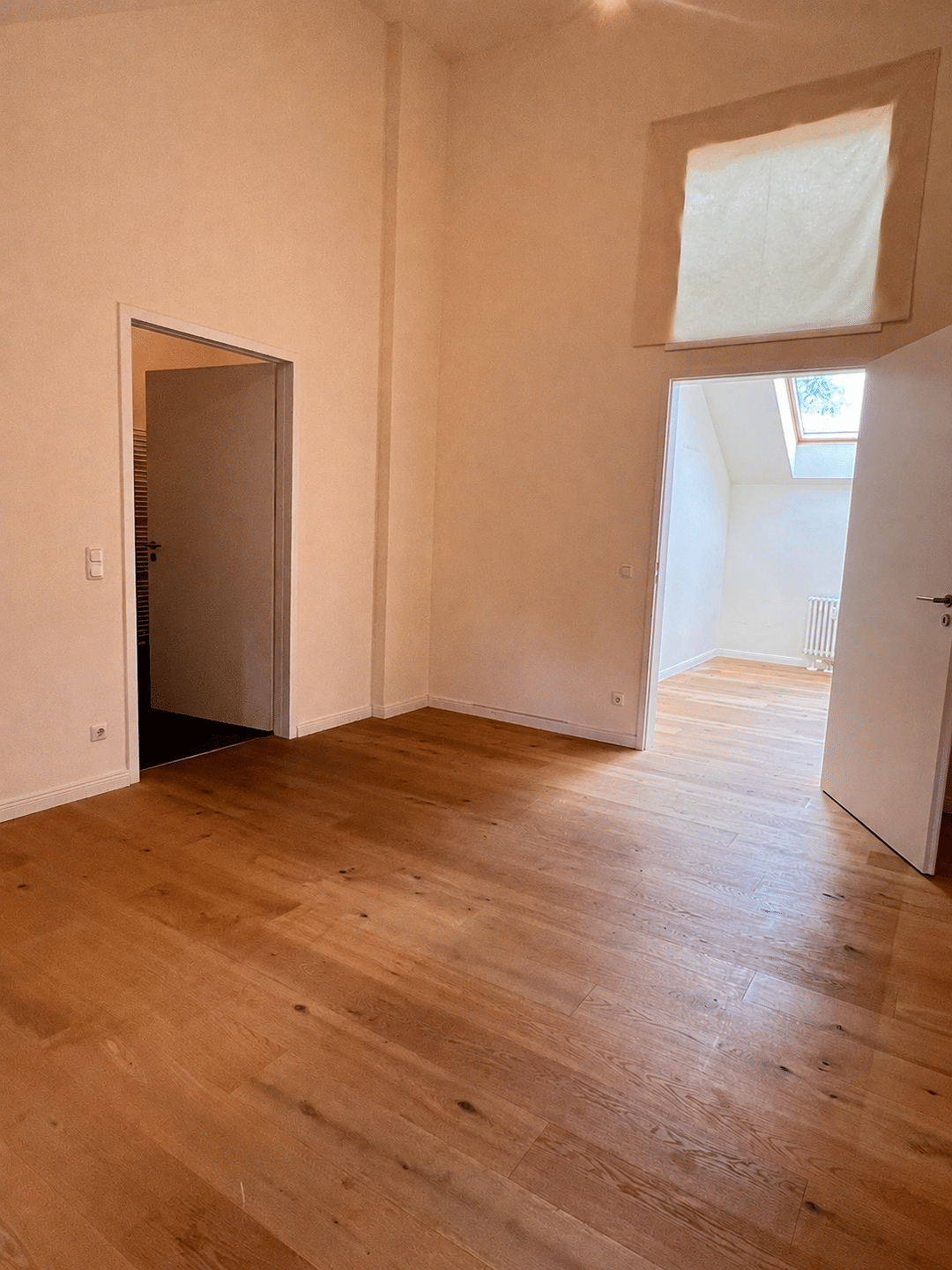 Großzügige Dachgeschosswohnung in denkmalgeschützter Parkanlage – Berlin – Vorschaubild 9