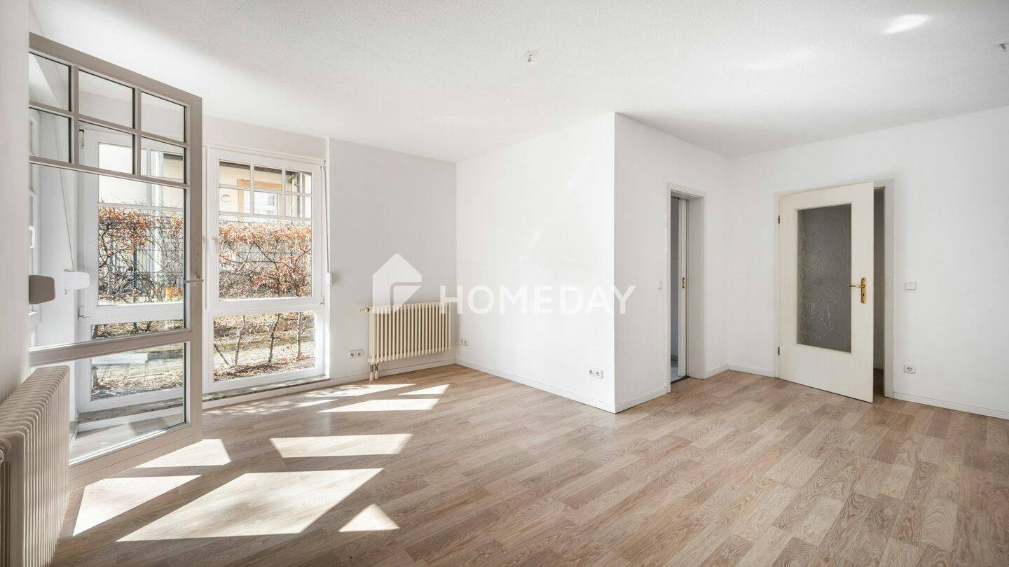 Attraktive Zwei-Zimmer-Wohnung mit Terrasse, kleinem Garten und Stellplatz - sofort bezugsfrei