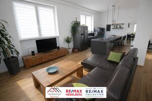 Ihr neues Zuhause: Tolle 5 ZKB ETW, 126m² im Erdgeschoss, zzgl. 2x Garagen, Terrasse, XL-Keller & privater Einfahrt, in ruhiger Lage von Mannheim – 68259 Mannheim – Vorschaubild 1