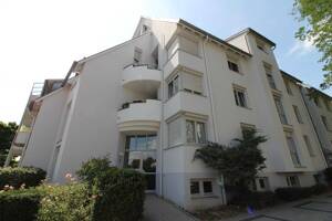 Ihr neues Zuhause in Herrenberg! Schicke, frisch renovierte 2-Zimmer-Wohnung mit Balkon! – 71083 Herrenberg – Vorschaubild 1