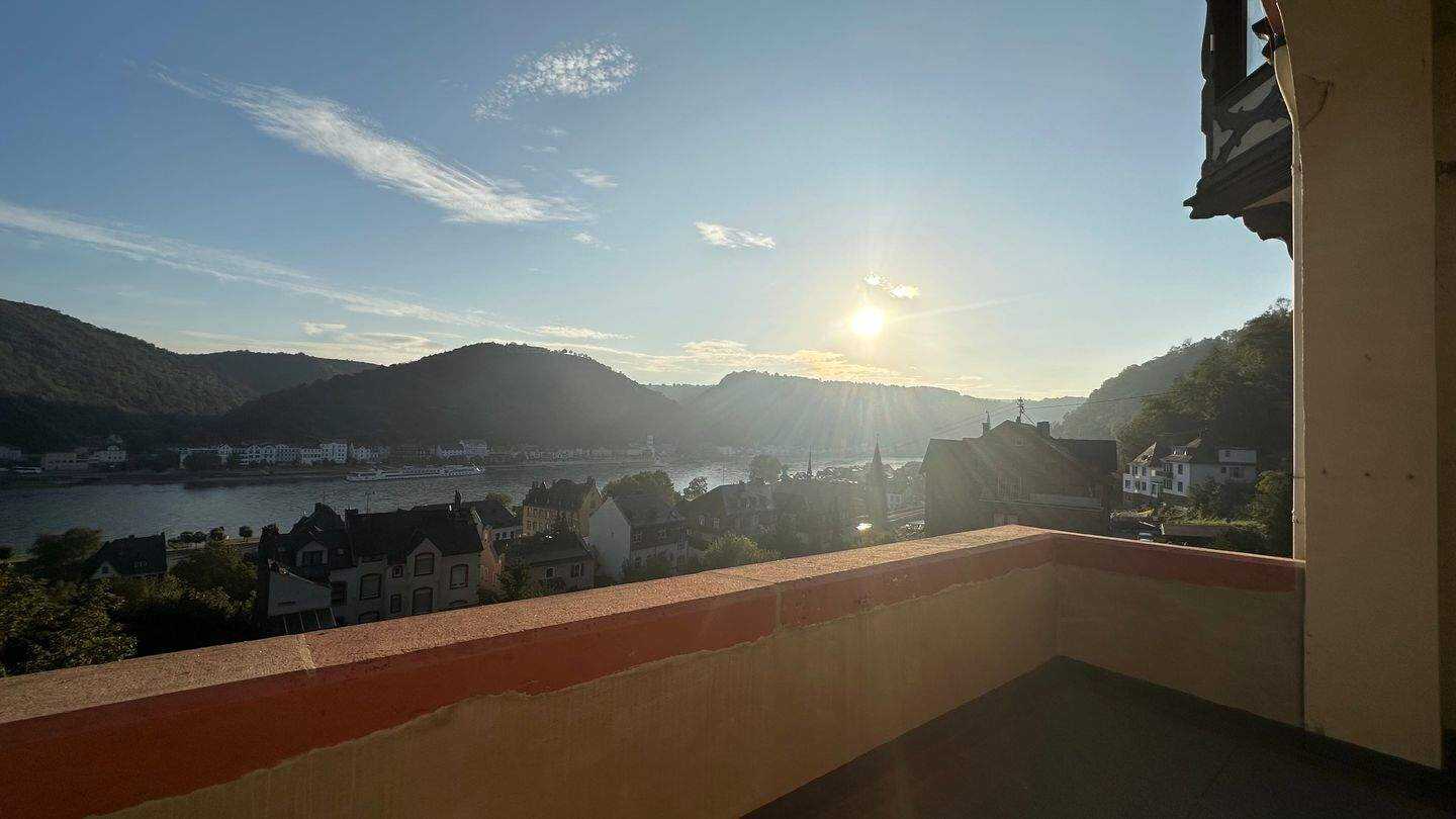 "Rheinblick-Immobilie mit Potenzial & attraktivem Preis" – Sankt Goar – Vorschaubild 2
