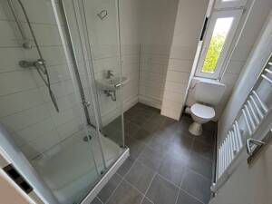 Modern sanierte 2-Zimmer-Wohnung mit Balkon!