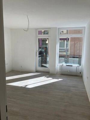 Wir renovieren für Sie: praktische 3-Zimmer-Wohnung – 70182 Stuttgart – Vorschaubild 2