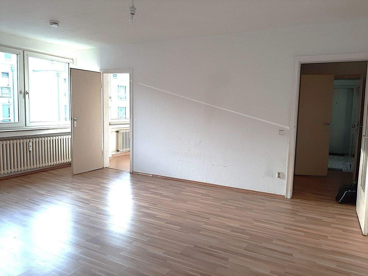 1 1/2 Raum-Wohnung / Ideal für Studenten – Duisburg – Vorschaubild 4